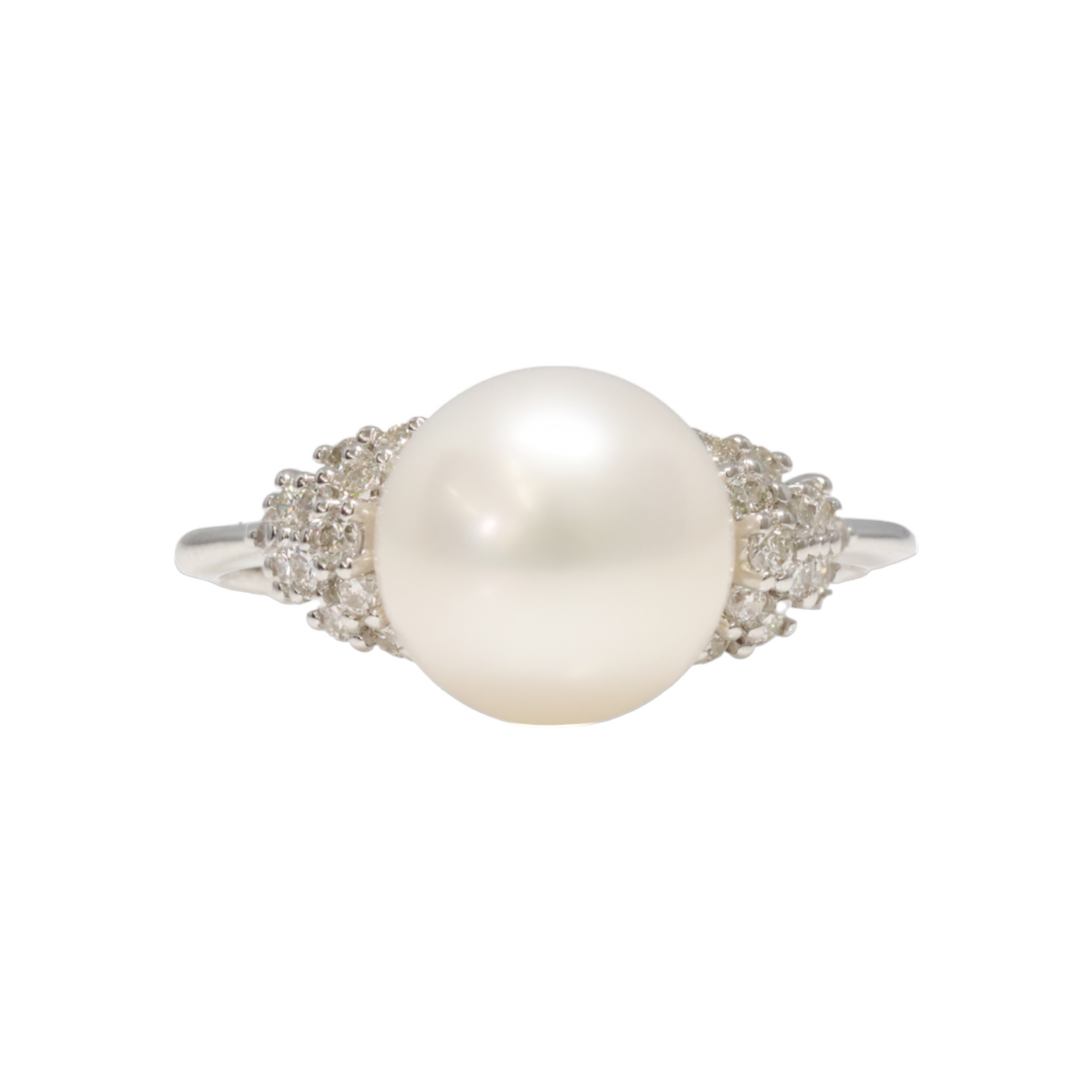 Pearl and Diamonds in 18ct WG