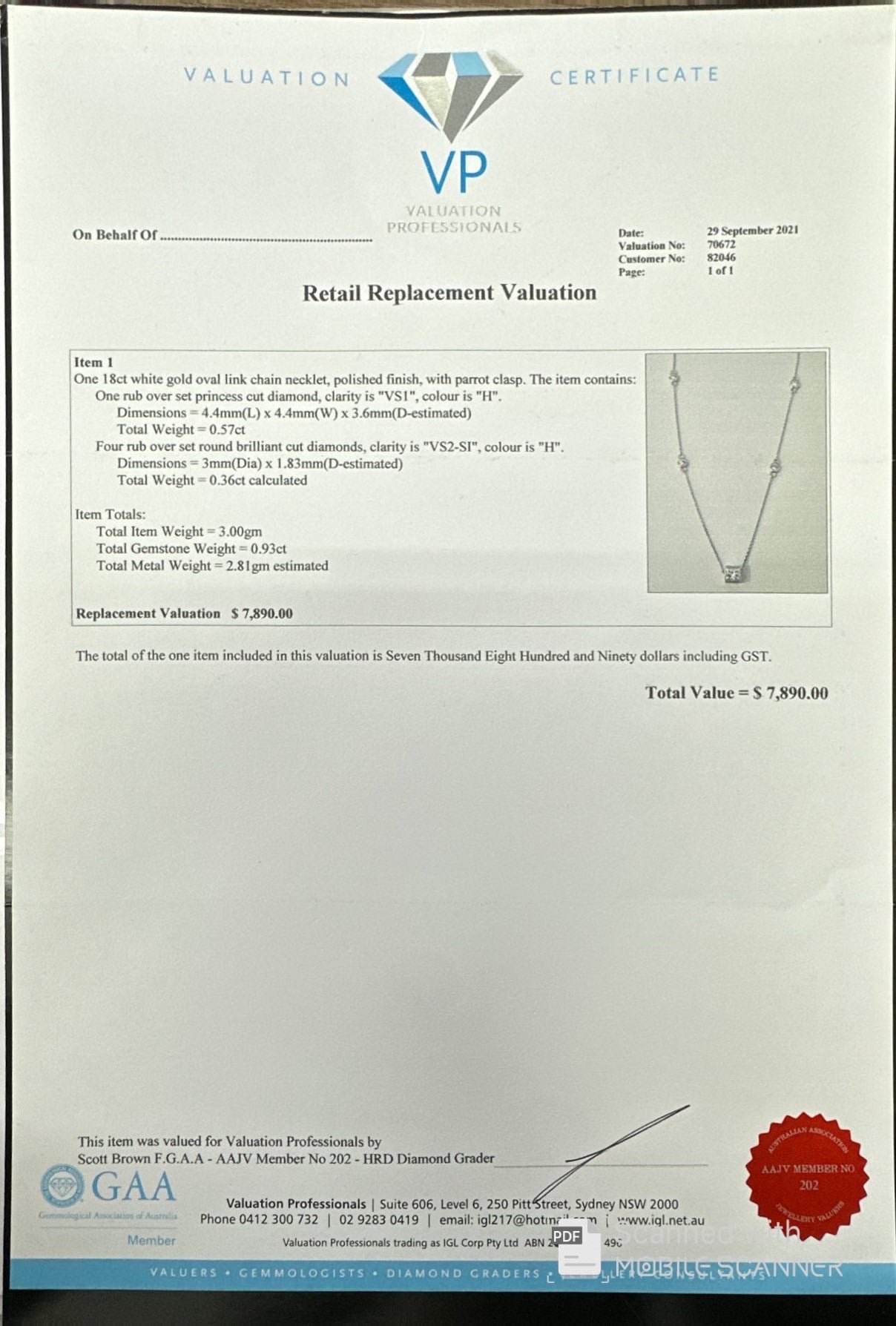 18ct WG Diamond Pendant Necklace