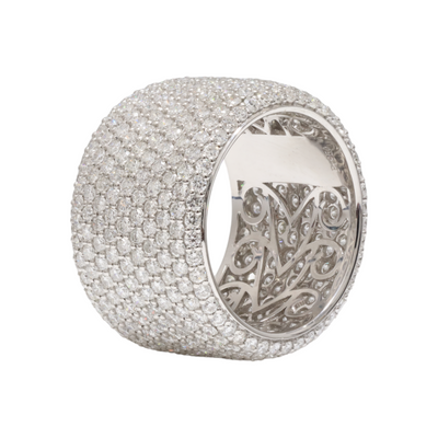 Diamond Pavé eternity in platinum