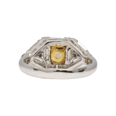 18ct Fancy Diamond ring