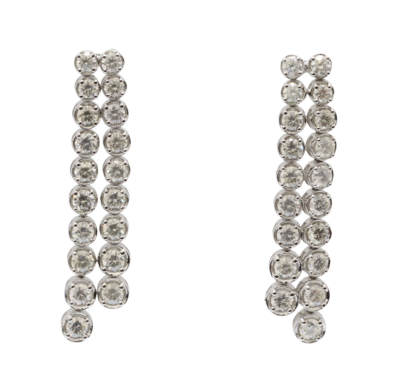 18ct White Gold Diamond Drop Earrings