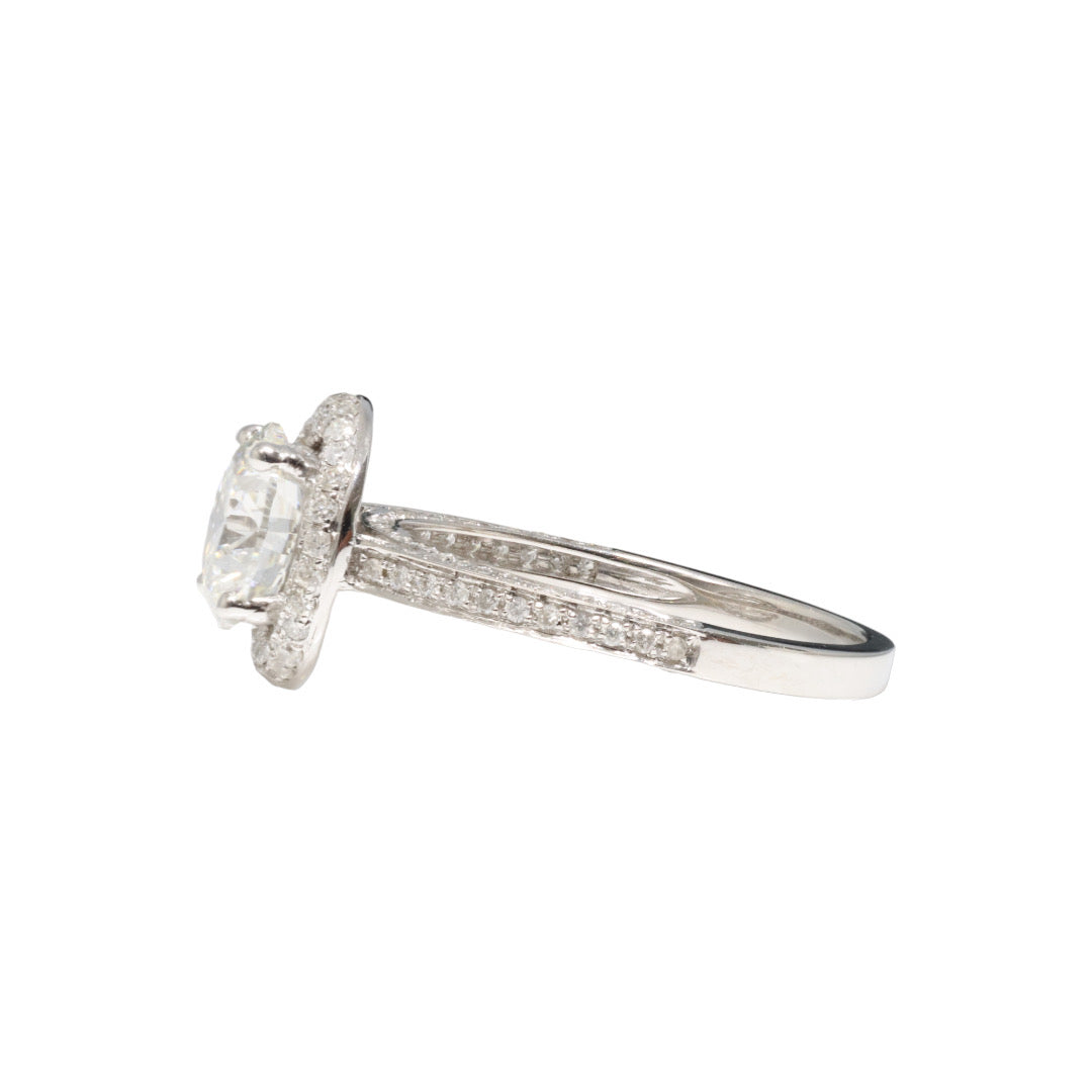 18ct White Gold Diamond engagement ring