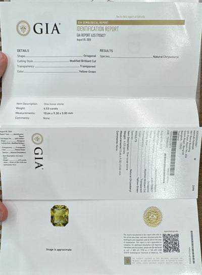 Chrysoberyl GIA certified , Diamonds, in 18k Yellow Gold Ring