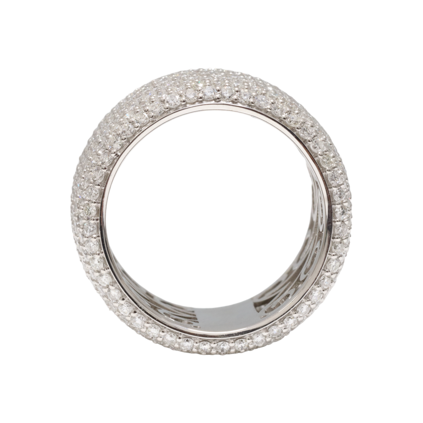 Diamond Pavé eternity in platinum