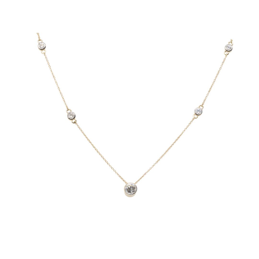 18ct Yellow Gold Diamond Pendant and Necklace