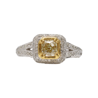 18ct Fancy Diamond ring