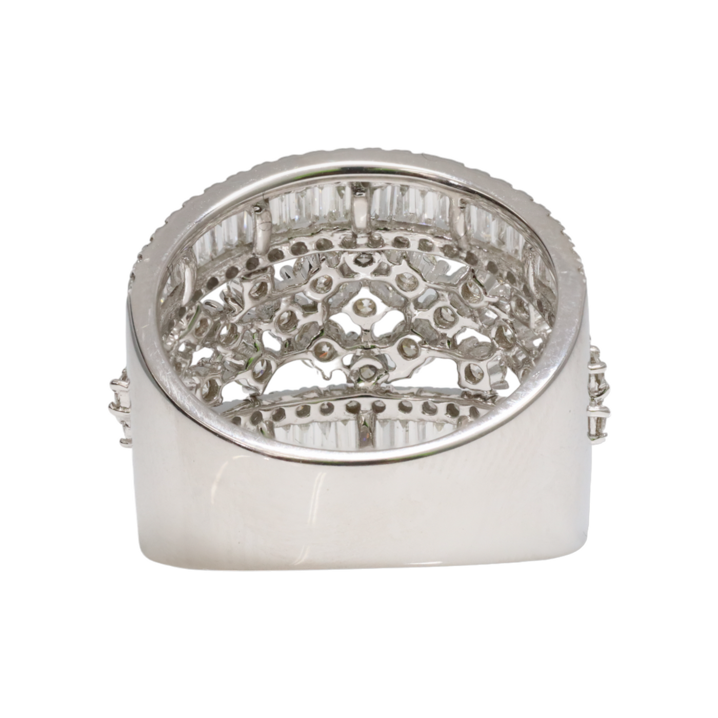 ‘Elizabeth’ Diamond Ring in 18ct