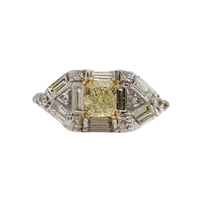 18ct Fancy Diamond ring