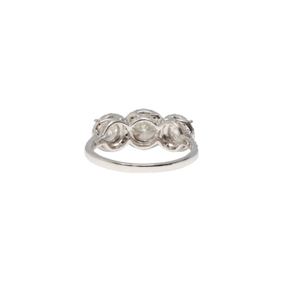 18ct white gold trilogy Diamond dress ring