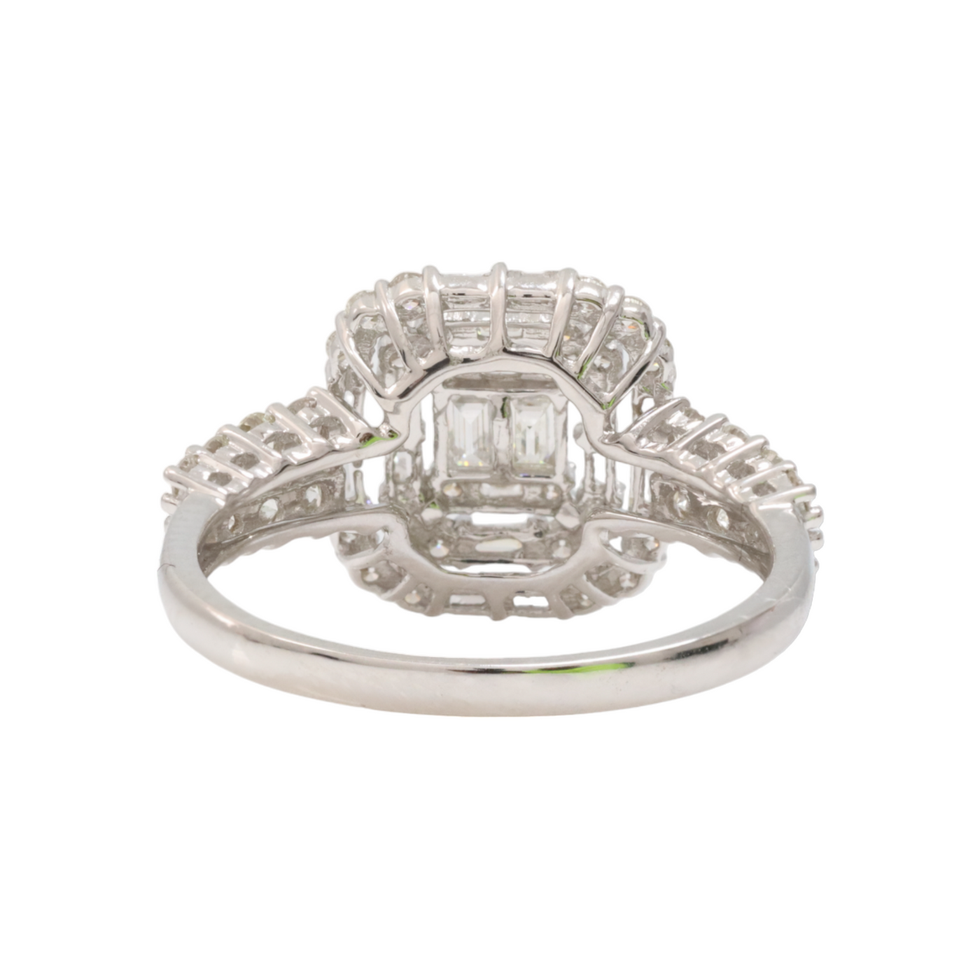 18ct White Gold Diamond Cluster Ring