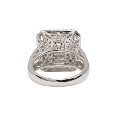 18ct White Gold Diamond Ring