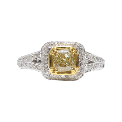 18ct Fancy Diamond ring