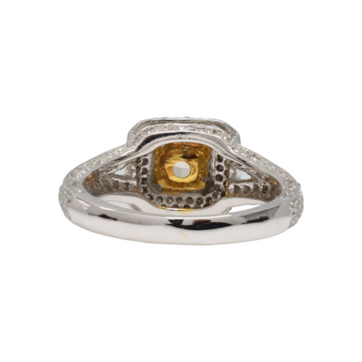 18ct Fancy Diamond ring
