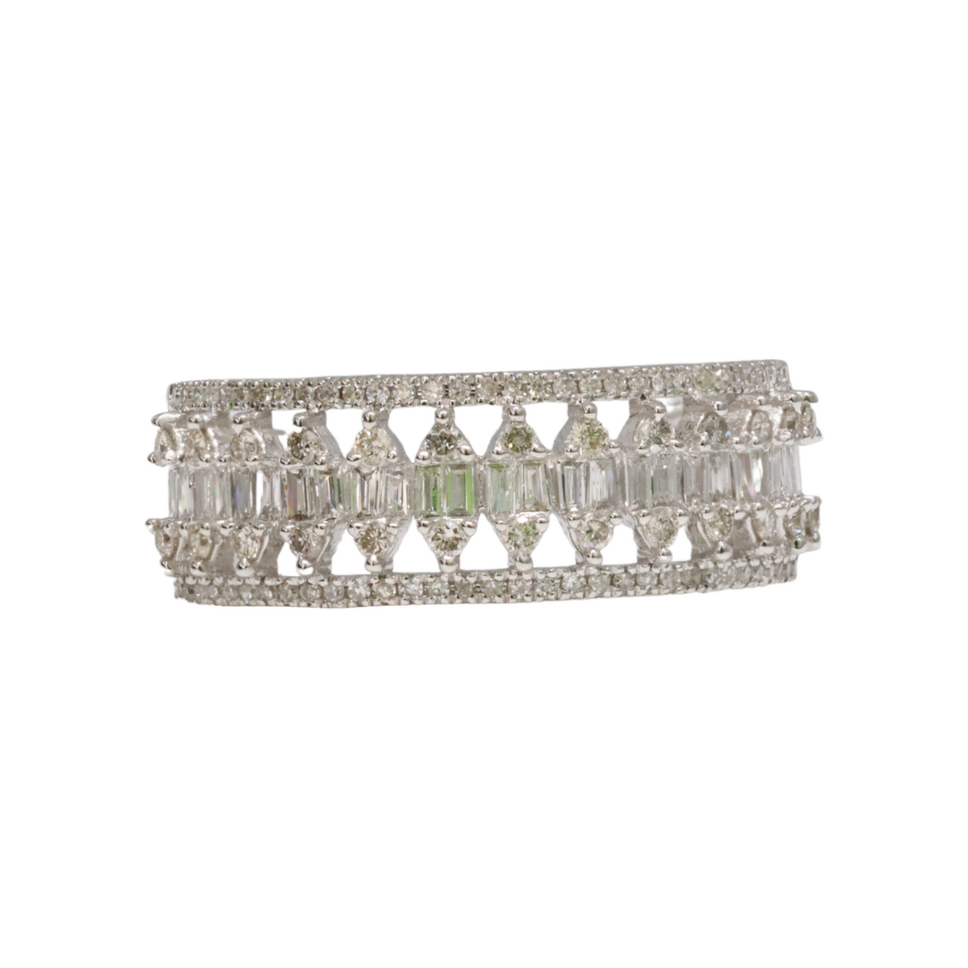 18ct White Gold Diamond Ring