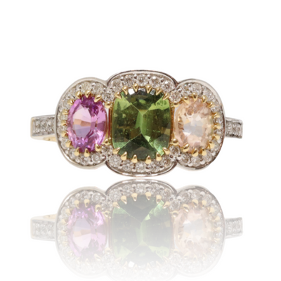 18ct yellow gold trilogy sapphire and diamond ring NO HEAT
