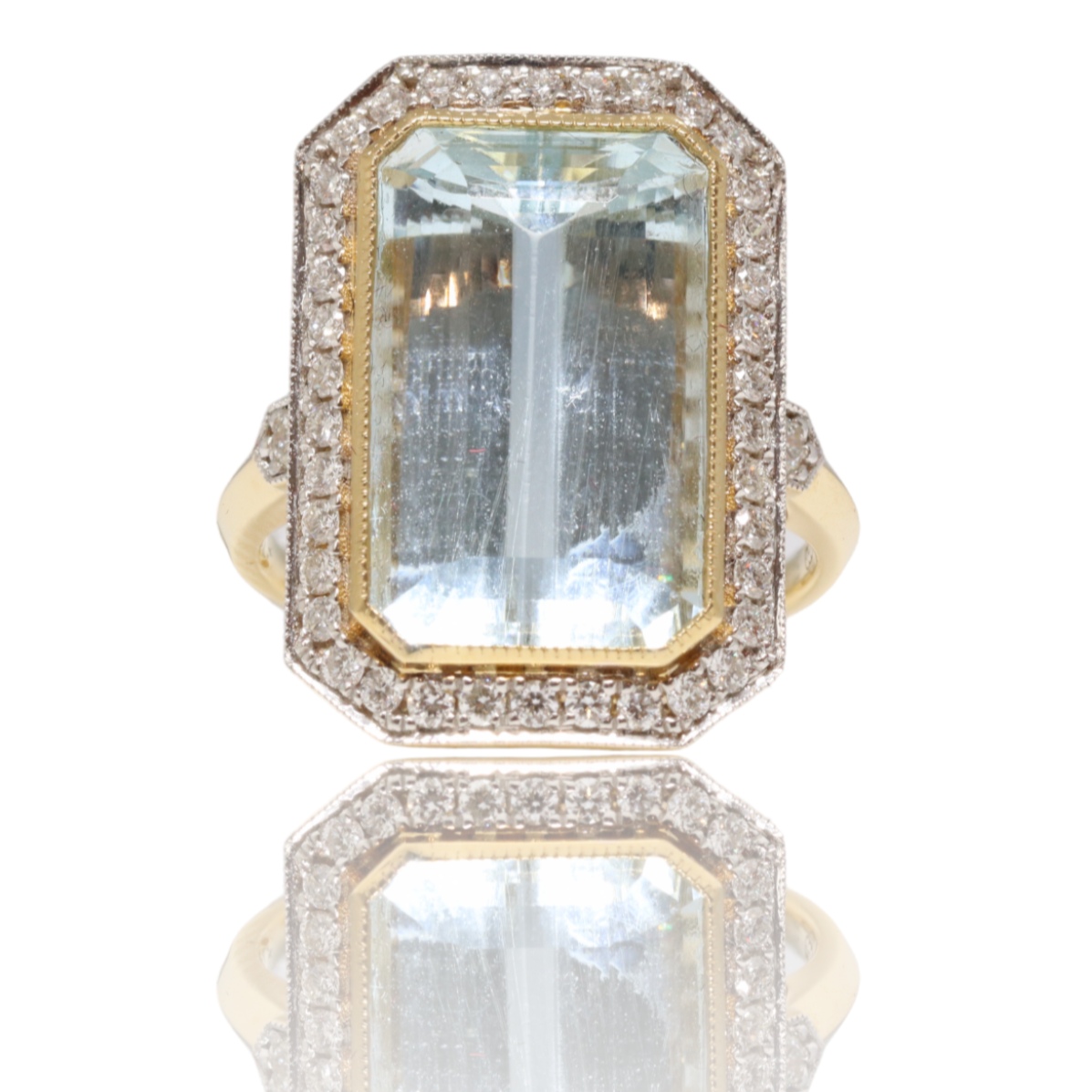 18ct yellow gold Aquamarine and Diamond ring