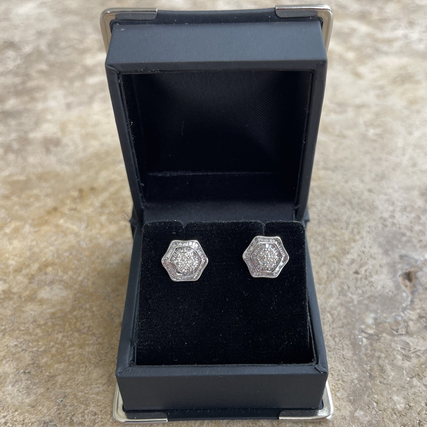 18CT White Gold Diamond Stud Earrings