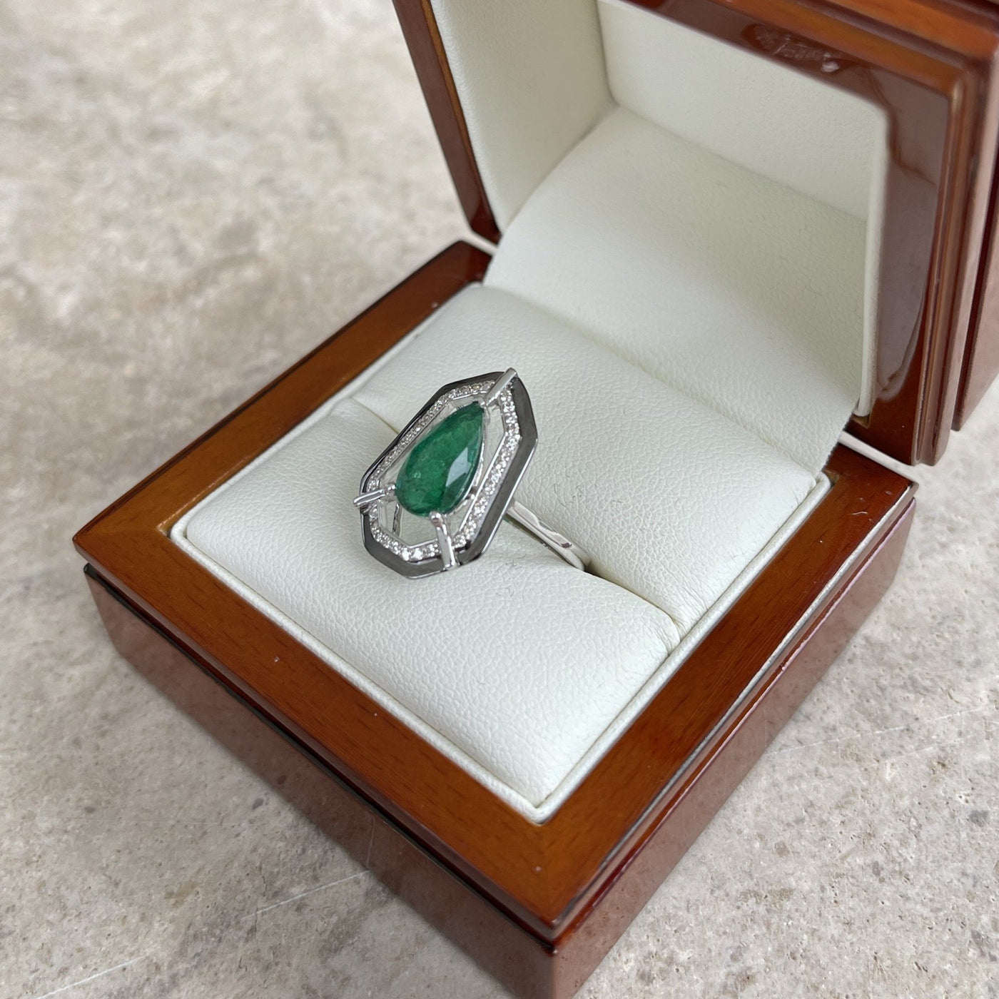 18CT White Gold Marquise Emerald Diamond and Onyx Dress Ring