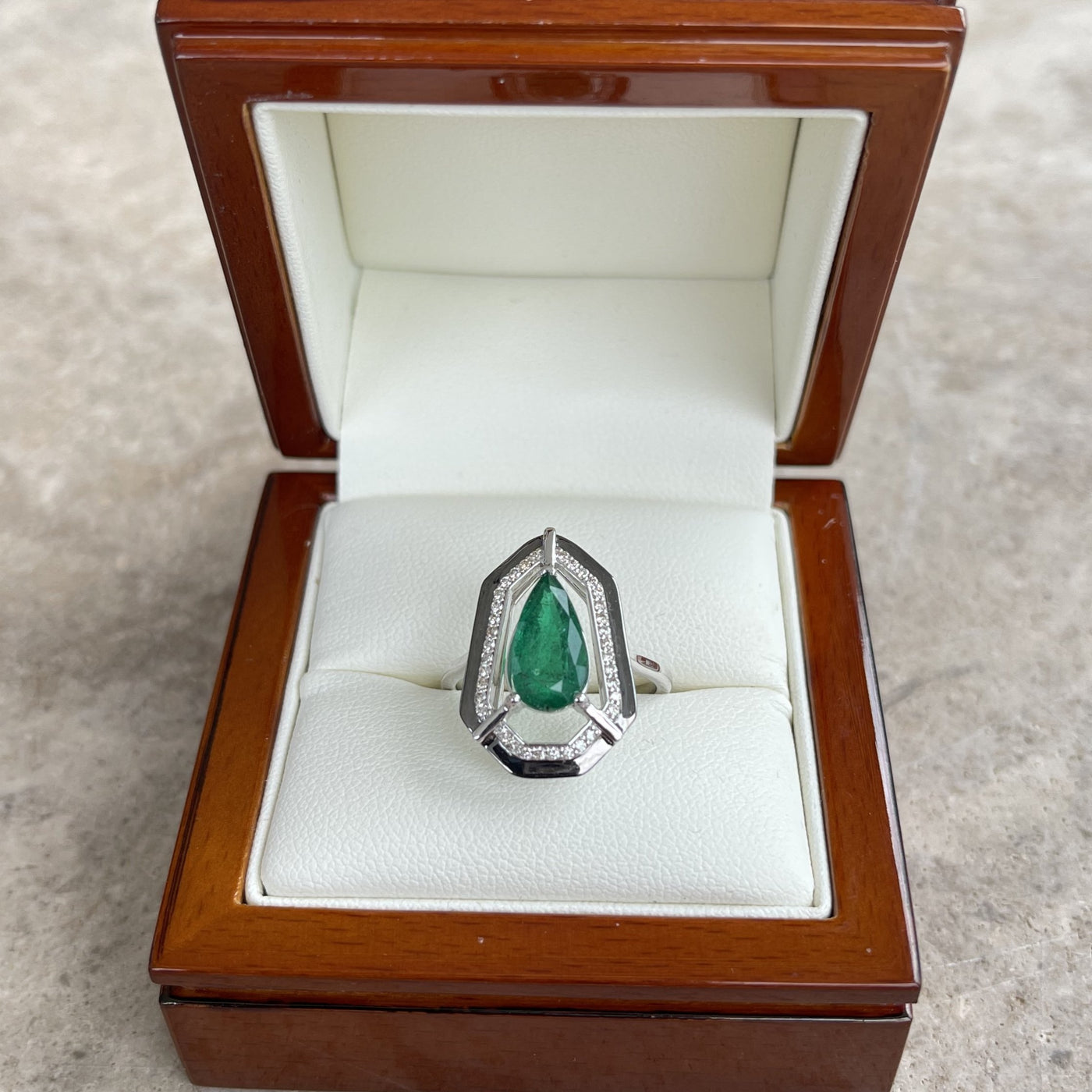 18CT White Gold Marquise Emerald Diamond and Onyx Dress Ring