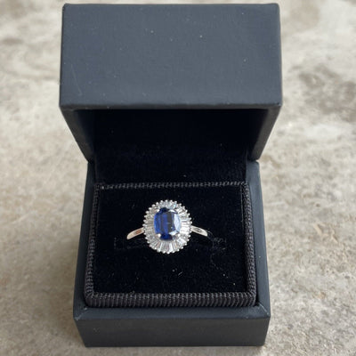 18CT White Gold Kyanite and Diamond Ring
