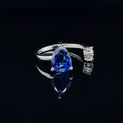 18CT White Gold Kyanite and Diamond Ring