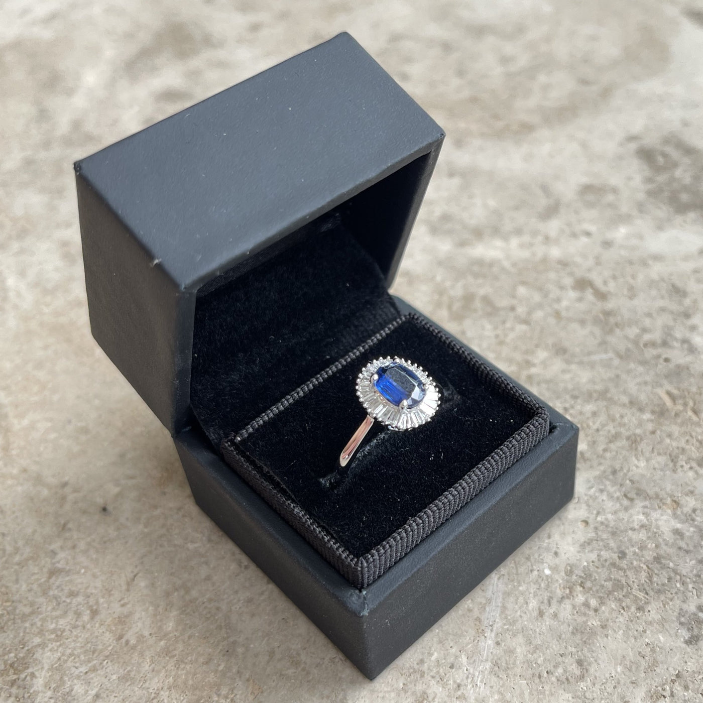 18CT White Gold Kyanite and Diamond Ring
