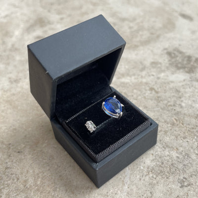 18CT White Gold Kyanite and Diamond Ring