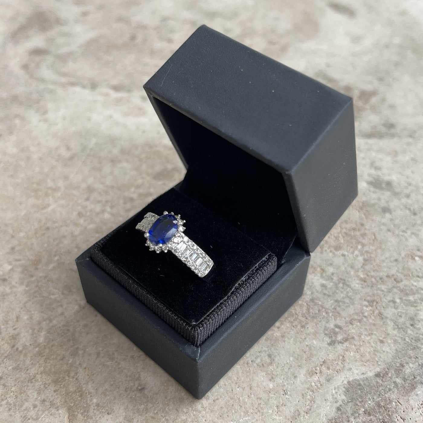 18CT White Gold Kyanite and Diamond Ring