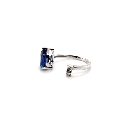 18CT White Gold Kyanite and Diamond Ring