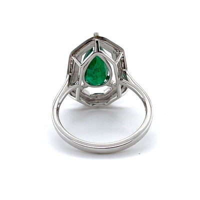18CT White Gold Marquise Emerald Diamond and Onyx Dress Ring