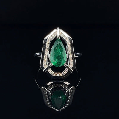 18CT White Gold Marquise Emerald Diamond and Onyx Dress Ring