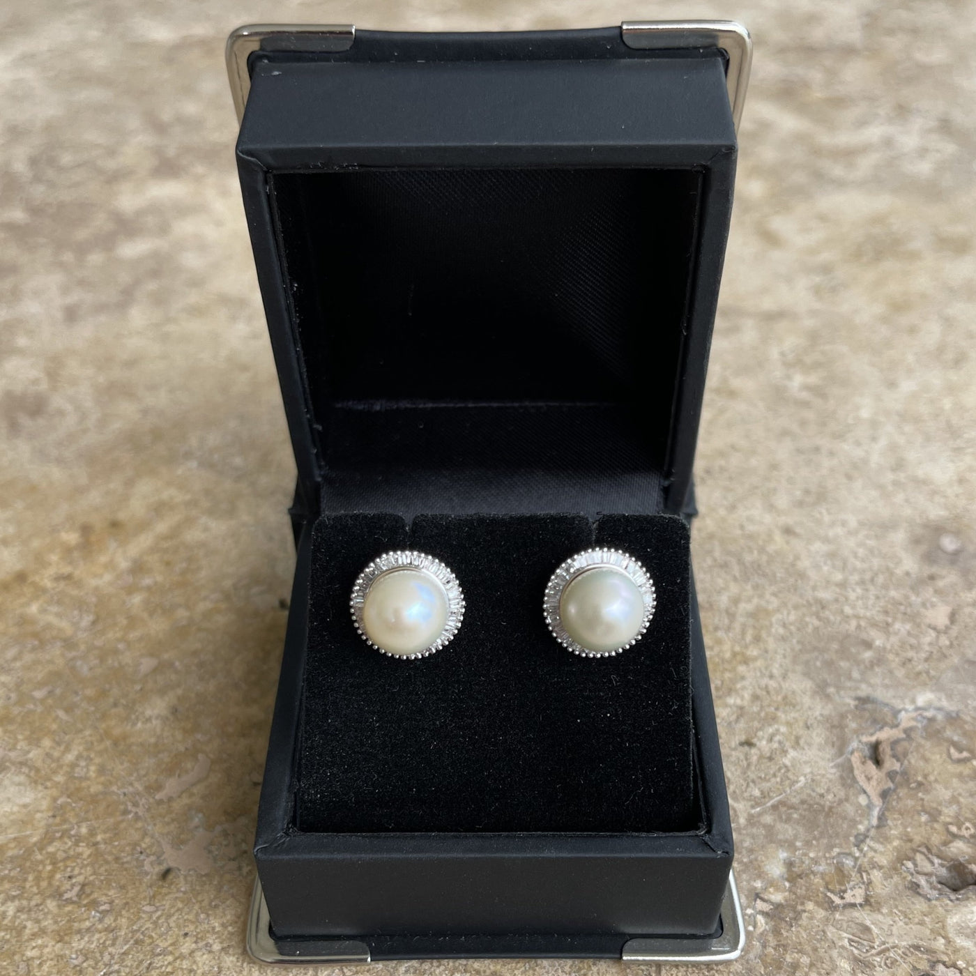 18CT White Gold Pearl and Diamond Stud Earrings