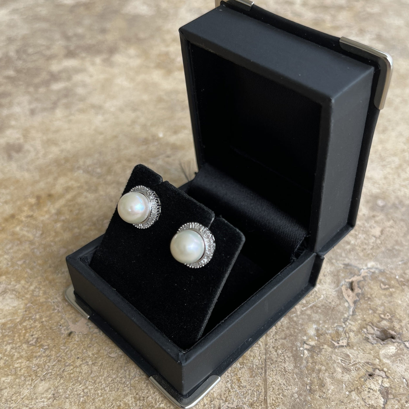 18CT White Gold Pearl and Diamond Stud Earrings