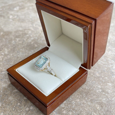 18CT Yellow Gold Aquamarine and Diamond Ring