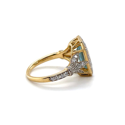 18CT Yellow Gold Aquamarine and Diamond Ring