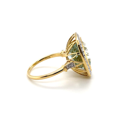 18CT Yellow Gold Aquamarine and Diamond Ring