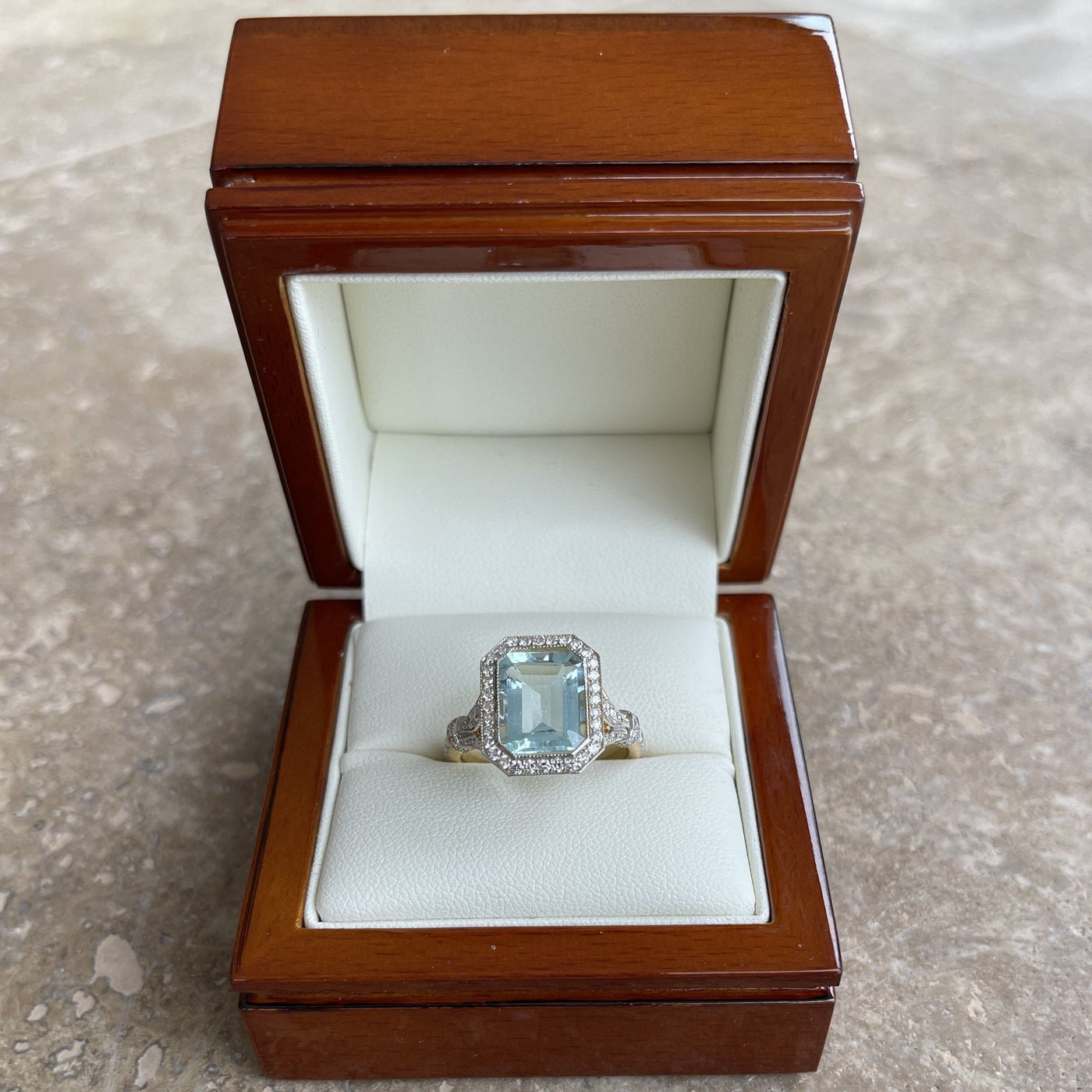 18CT Yellow Gold Aquamarine and Diamond Ring
