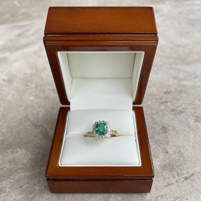 18CT Yellow Gold Colombian Emerald and Diamond Ring