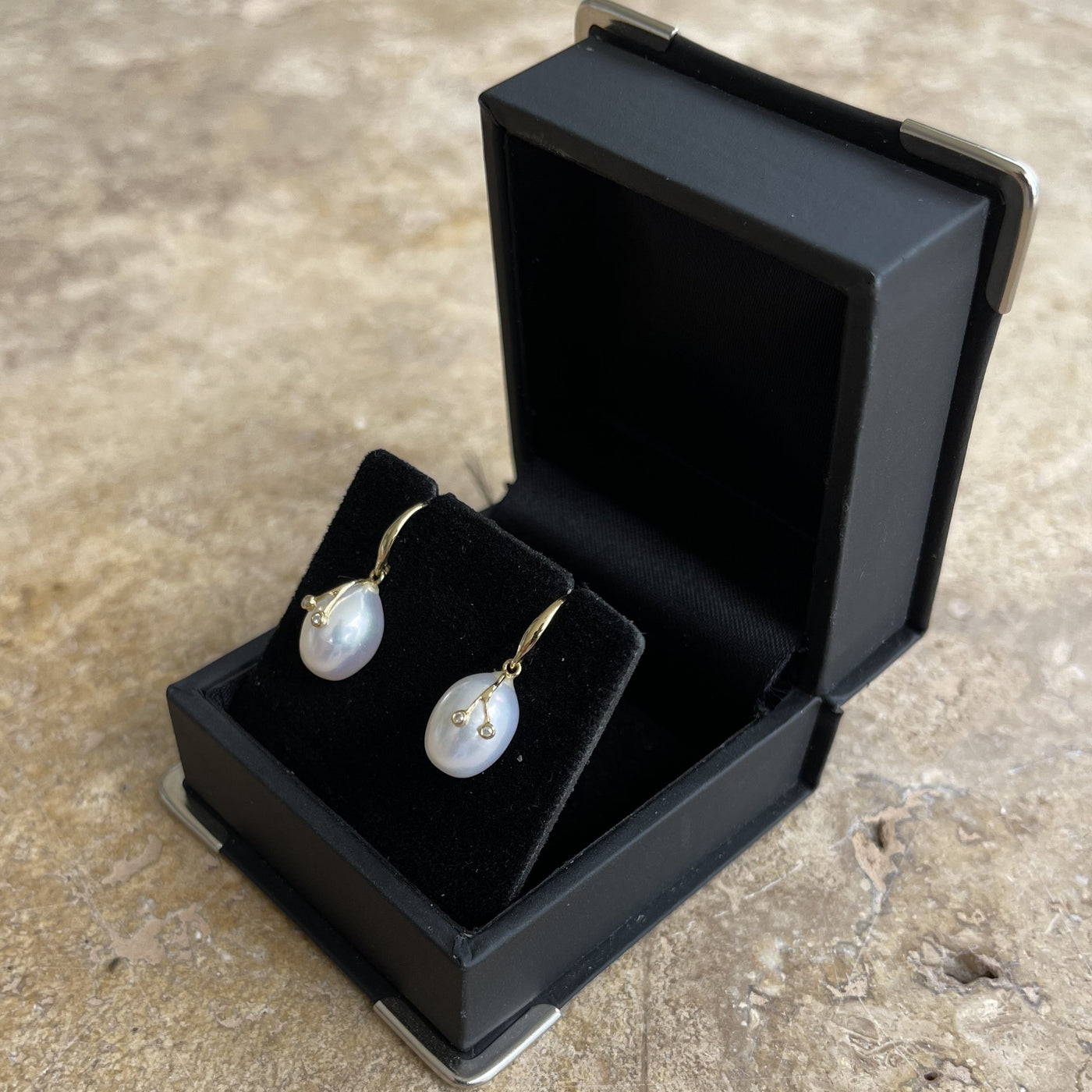 18CT Yellow Gold Pearl and Diamond Earrings