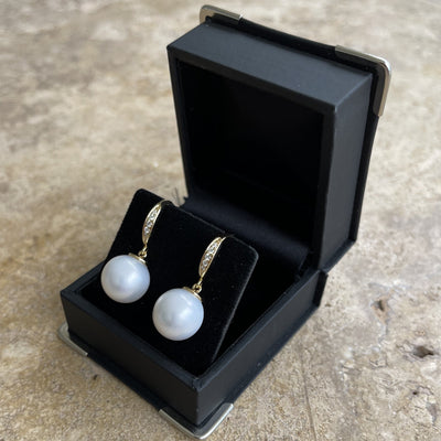 18CT Yellow Gold Pearl and Diamond Earrings