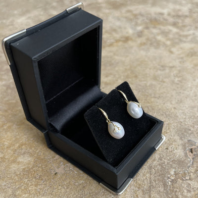 18CT Yellow Gold Pearl and Diamond Earrings