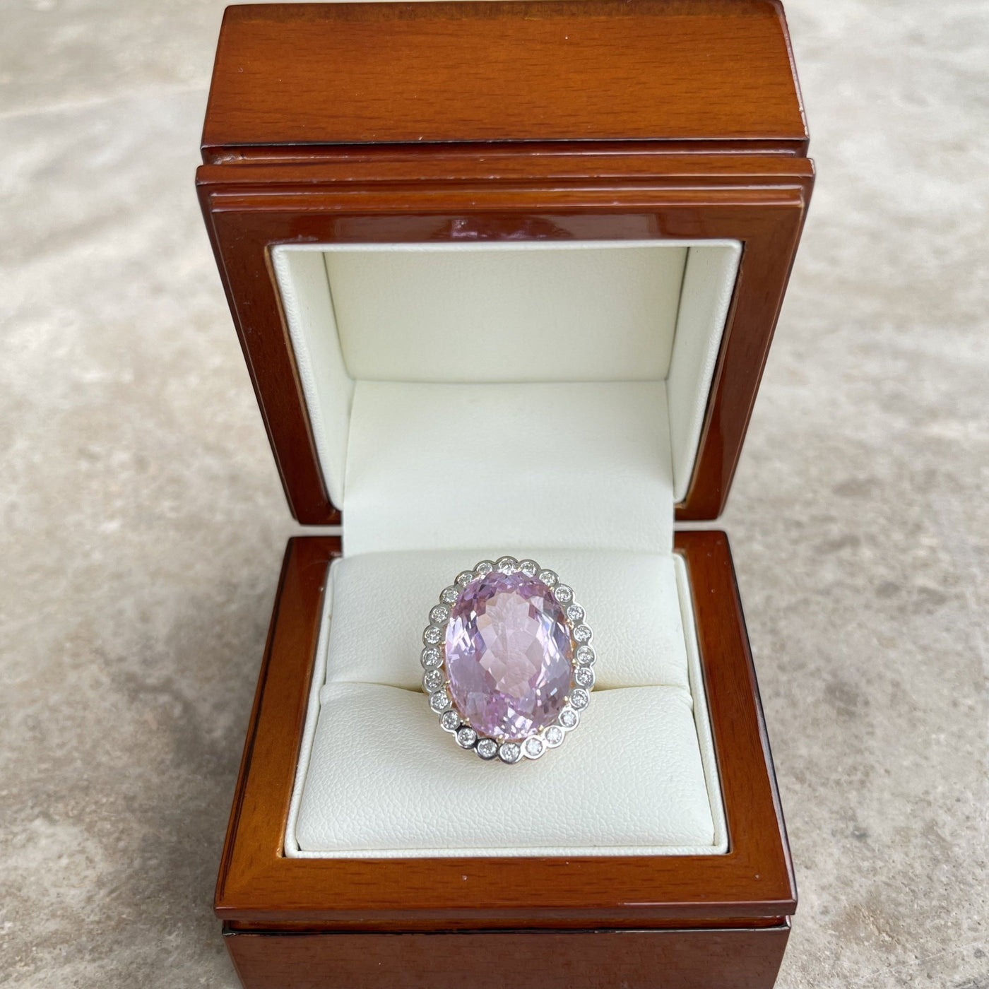 18CT Yellow Gold Pink Violet Kunzite Spodumene and Diamond ring