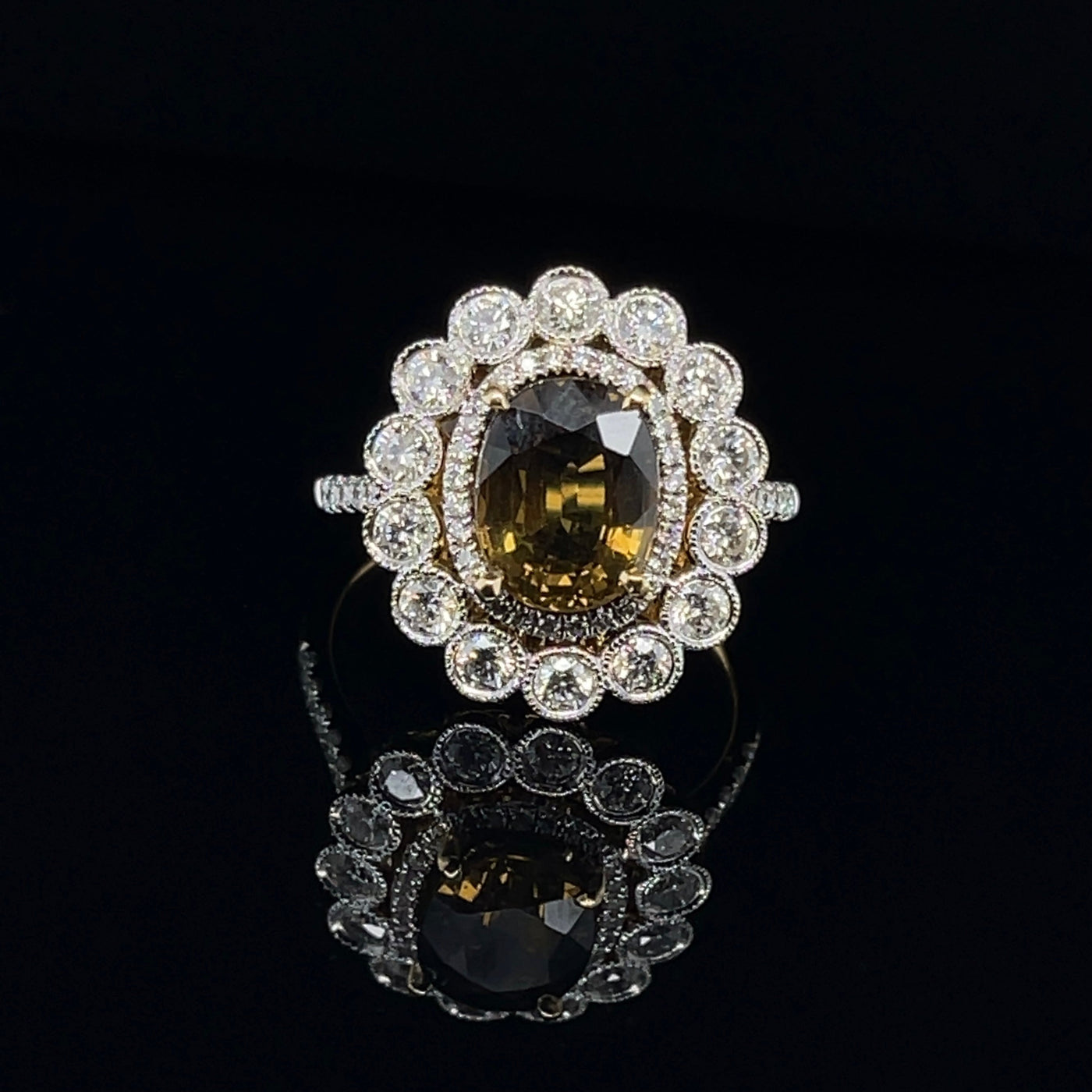 18CT Yellow Gold (GIA CERTIFIED) Natural Alexandrite and Diamond dress ring
