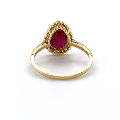 18CT Yellow Gold (NO HEAT) Pear Ruby and Diamond ring