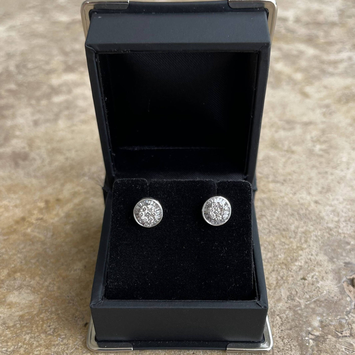 18CT White Gold Diamond Stud Earrings