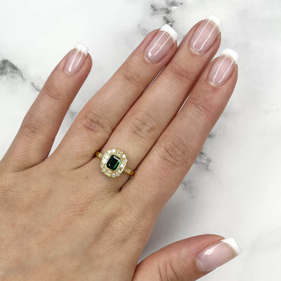 18CT Yellow Gold Colombian Emerald and Diamond Ring