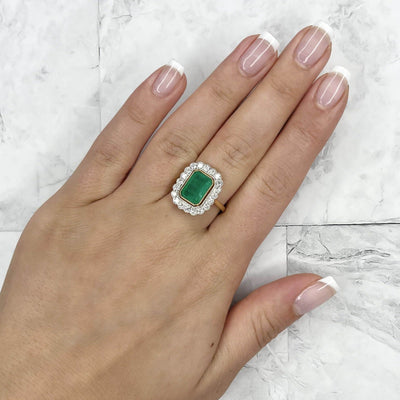 18CT Yellow Gold Colombian Emerald and Diamond ring