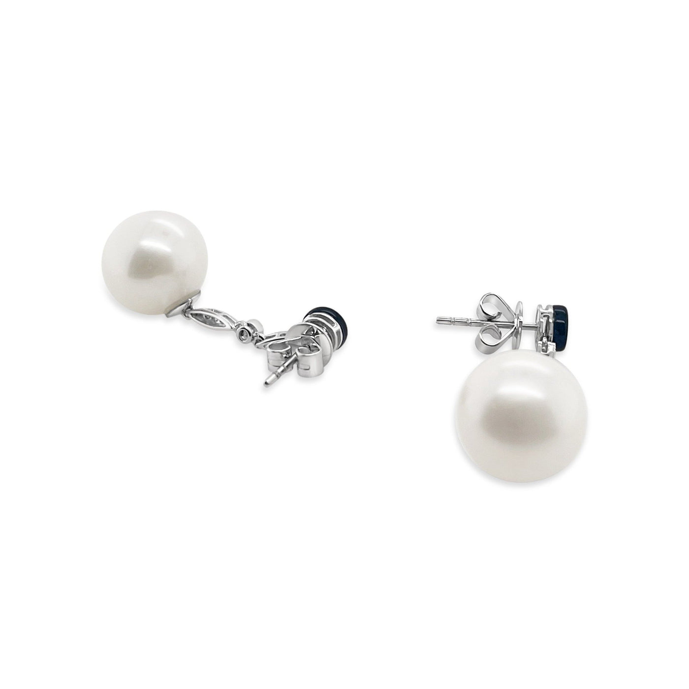 18CT White Gold Pearl and Diamond Pierced Drop earrings