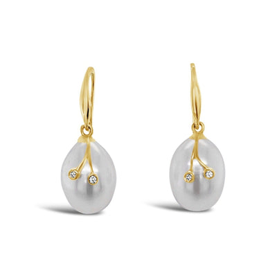 18CT Yellow Gold Pearl and Diamond Earrings