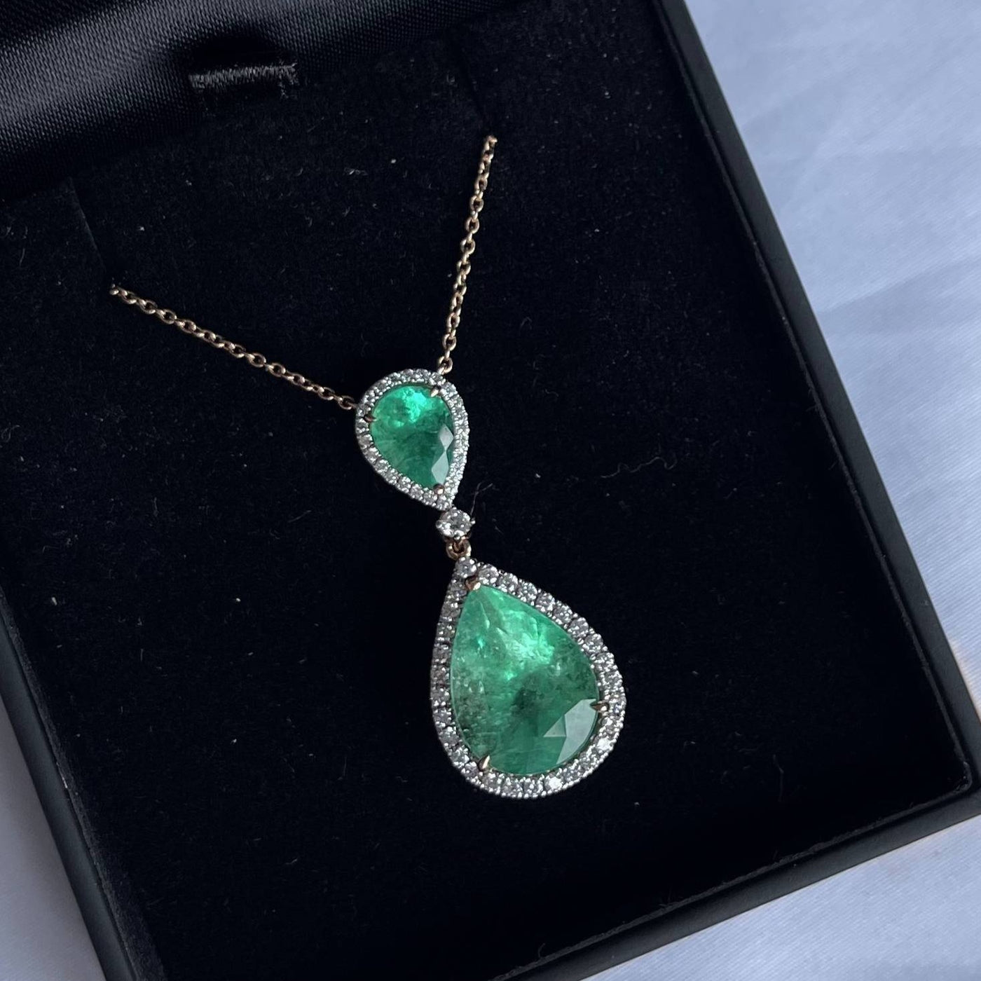 18CT Rose Gold Colombian Emerald and Diamond Pendant and Necklace